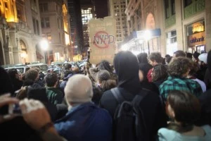 Police Move In To Clear Occupy Wall Street Camp In Zuccotti Park Police Move In To Clear Occupy Wall Street Camp In Zuccotti Park