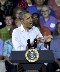 Obama addressing group at University of Miami Obama addressing group at University of Miami