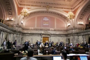 Legislature reportedly scrambling to pass budget today Legislature reportedly scrambling to pass budget today