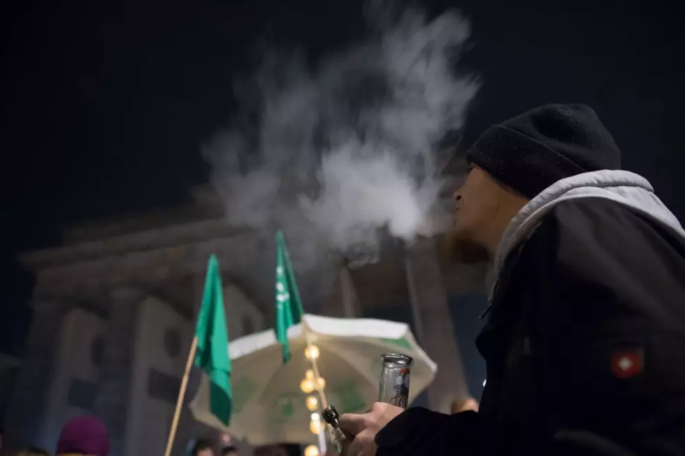Study-Pot Use Growing Fast in 18-25 Age Group in WA State