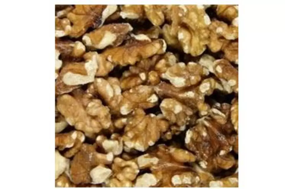 FDA Updates National Walnut Recall to Urgent Level Over Listeria Threat