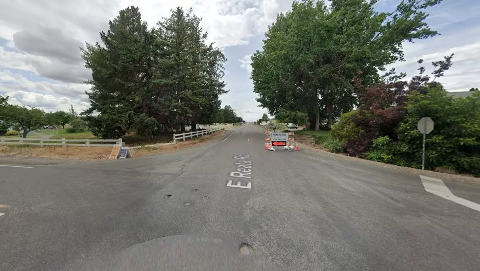 Failure to Stop Sends Car Into Resident’s Front Yard near Kennewick