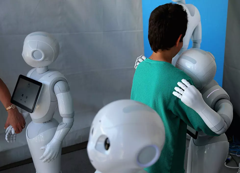 Chicago Newspaper Apologizes For (Another!) Epic Media AI Fail