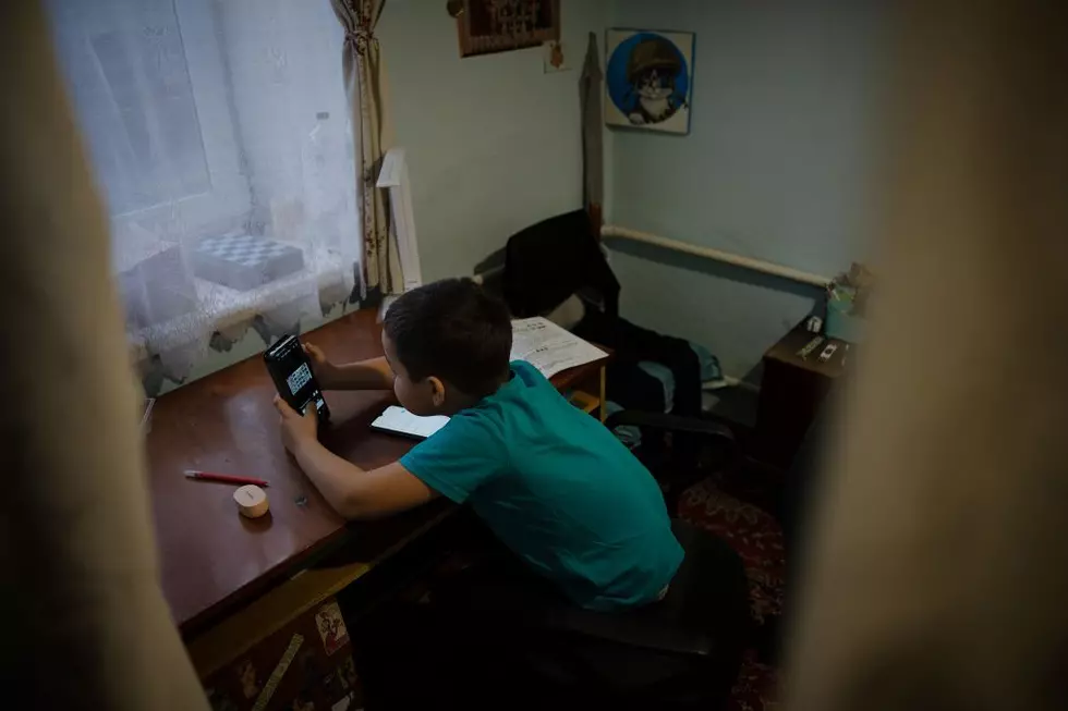 WA Teens Weigh in on School Cellphone ‘Bans’