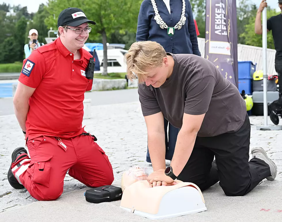 Tri-Cities! Red Cross Wants to Teach You Lifesaving Hands-Only CPR January 31st.